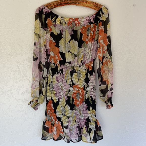 GUESS Gabby floral print Off The Shoulder Dress - Picture 3 of 8